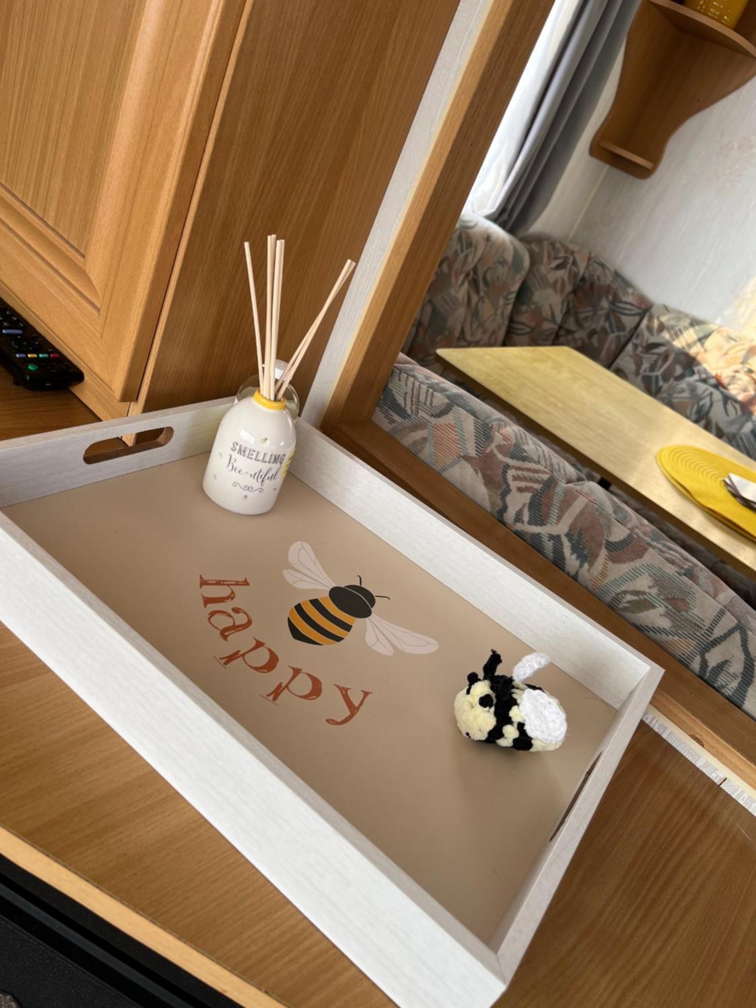 Готель The Samanda Van Newport Caravan Park Гемсбі Екстер'єр фото